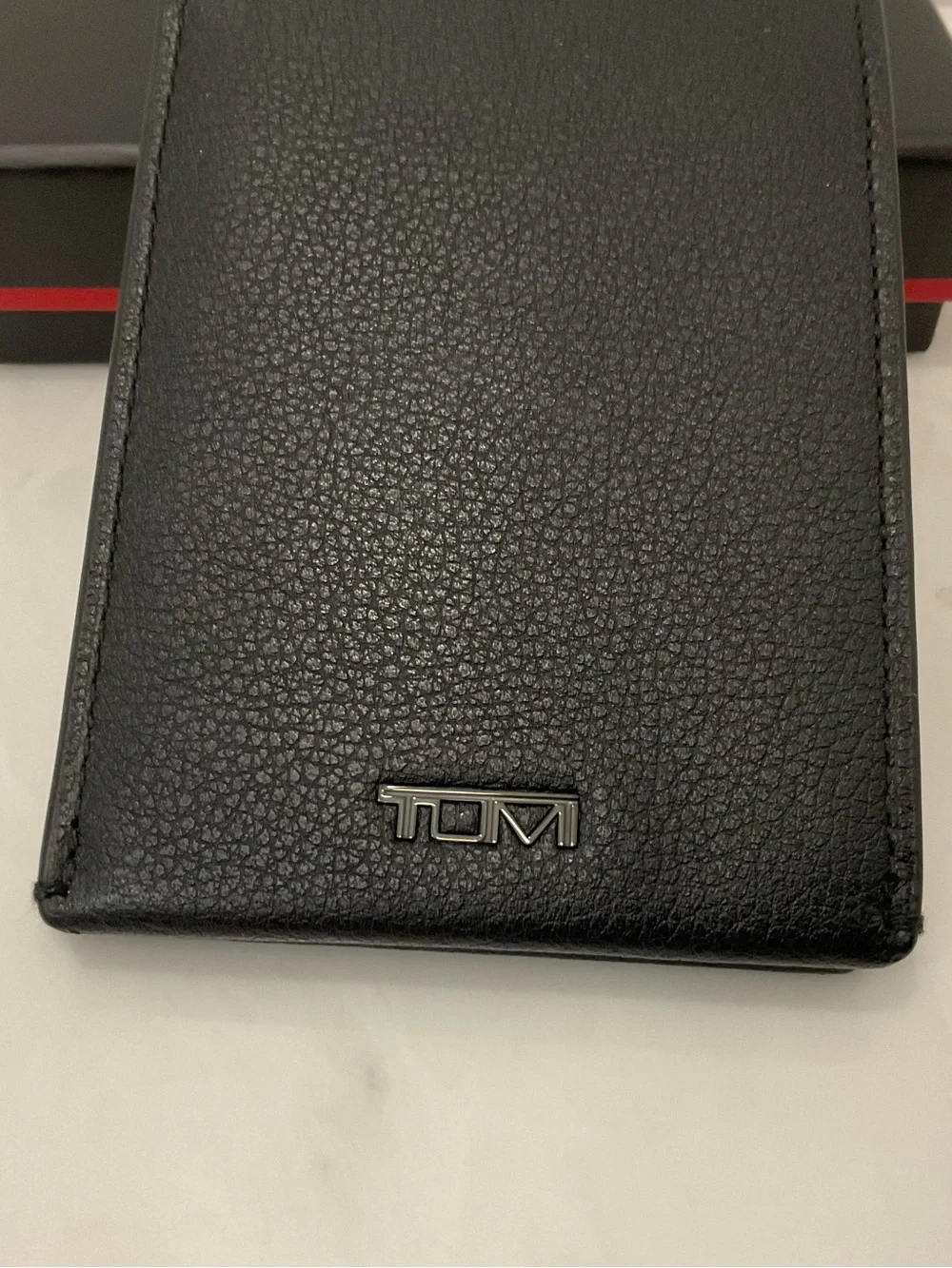 NEW Tumi Nassau Slim Single Billfold Wallet - 100% BLACK TEXTURED LEATHER